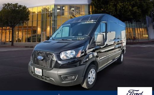 2025 Ford Transit Medium Roof