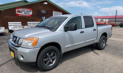 2014 Nissan Titan SV