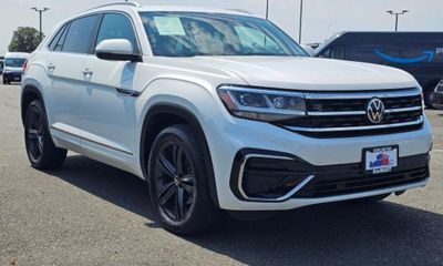2022 Volkswagen Atlas Cross Sport 4Motion SEL R
