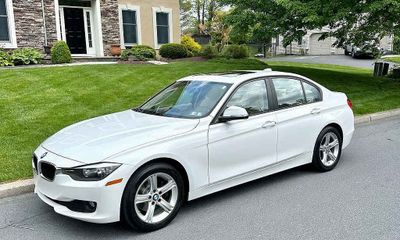 2015 BMW 320i xDrive SA