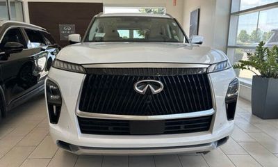 2027 Infiniti QX80 Luxe