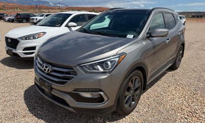2017 Hyundai Santa FE Sport 2 0T