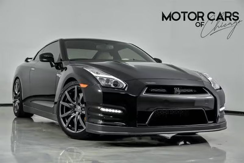2015 Nissan GT-R — a typically priced live listing