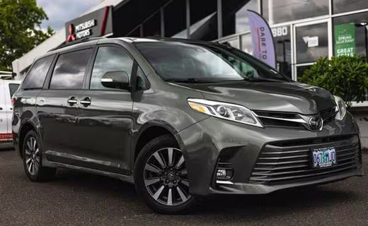 2020 Toyota Sienna Q Grade