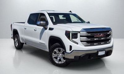 2023 GMC Sierra SLT