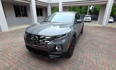 2023 Hyundai Santa Cruz Night