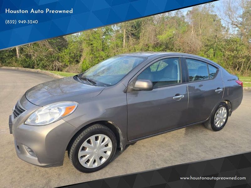 2012 Nissan Versa — a typically priced live listing