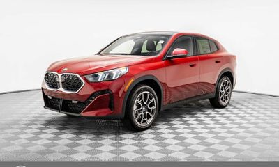 2025 BMW X2 xDrive28i