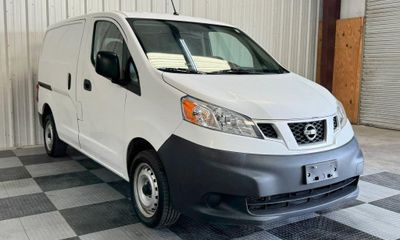2017 Nissan NV200 2 5S