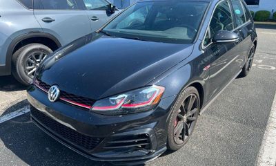 2021 Volkswagen Golf GTI S SE Autobahn