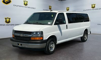 2017 Chevrolet Express Passenger LT EXT