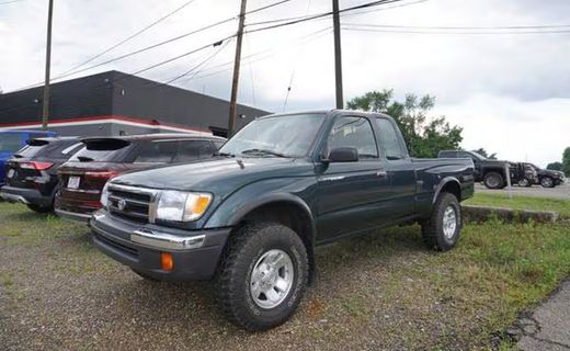 1998 Toyota Tacoma Deluxe