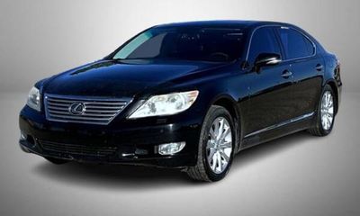 2010 Lexus LS 460