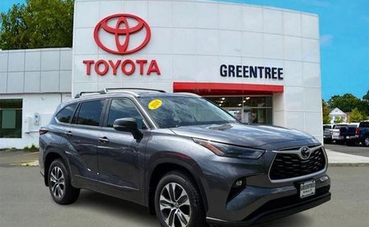 2024 Toyota Highlander XLE