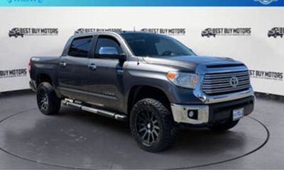 2017 Toyota Tundra SR5
