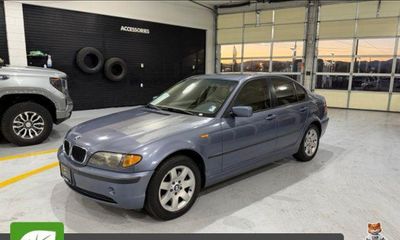 2005 BMW 325XI