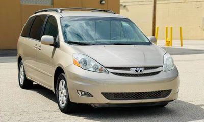 2006 Toyota Sienna XLE