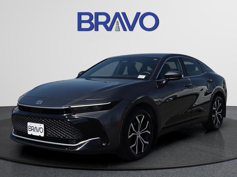 2024 Toyota Crown — a typically priced live listing
