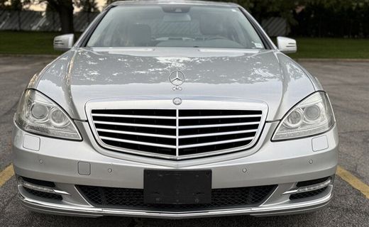 2013 Mercedes-Benz S-Class S550