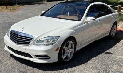 2010 Mercedes-Benz S-Class S550