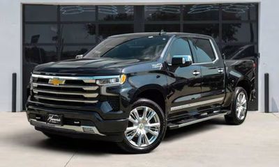 2023 Chevrolet Silverado High Country