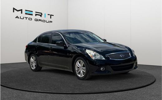 2015 Infiniti Q40 Sedan 4D IN