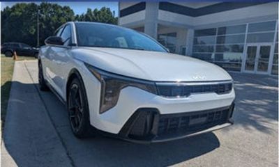 2026 Kia K4