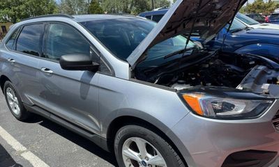 2021 Ford Edge SE