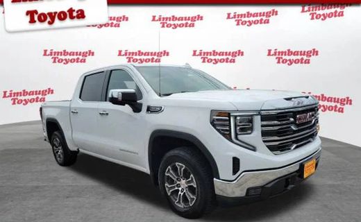 2025 GMC Sierra SLT
