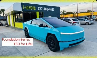 2024 Tesla Cybertruck Base