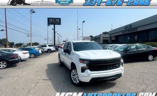 2022 Chevrolet Silverado Custom