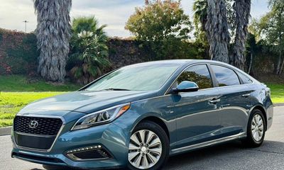 2016 Hyundai Sonata GL