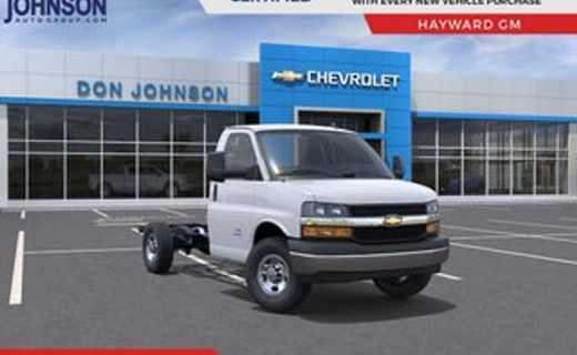 2026 Chevrolet Express 3500 Cutaway 139