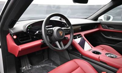 2024 Porsche Taycan 4S