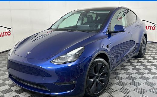 2024 Tesla Model Y Long Range