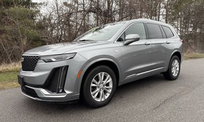 2024 Cadillac XT6 Luxury