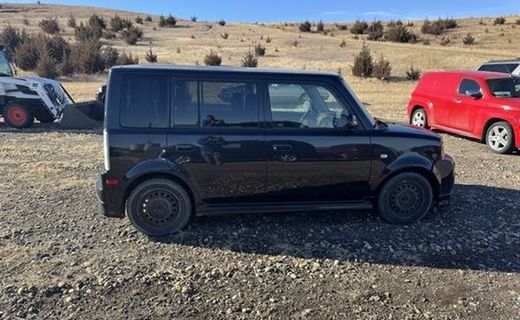 2006 Toyota Scion XA Base