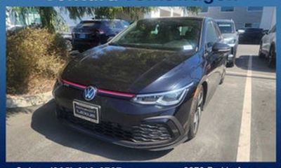 2022 Volkswagen Golf GTI SE
