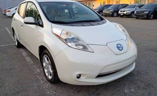 2011 Nissan Leaf SL