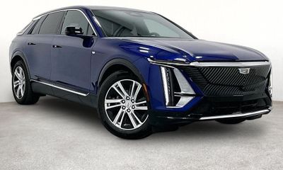 2024 Cadillac Lyriq Tech 1