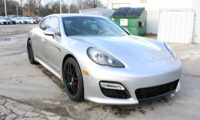 2011 Porsche Panamera Turbo