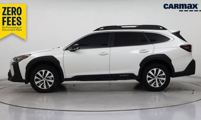 2024 Subaru Outback Base