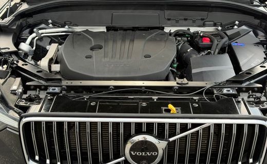 2023 Volvo XC60 Ultimate Bright