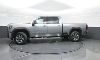 2026 GMC Sierra HD SLT