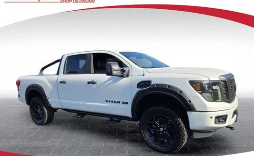 2018 Nissan Titan SL