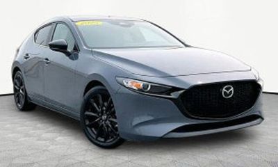 2025 Mazda MAZDA3 Preferred Package