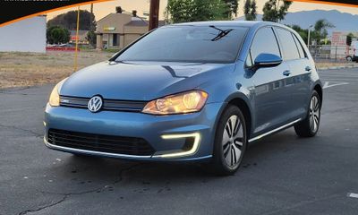 2016 Volkswagen E-Golf SE