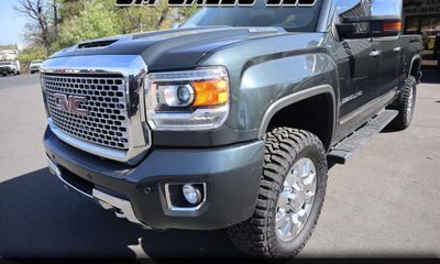 2017 GMC Sierra Denali