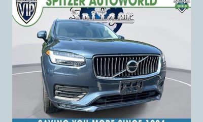 2023 Volvo XC90 Core Bright Theme
