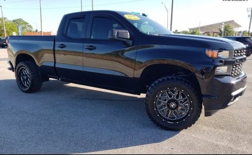 2021 Chevrolet Silverado Custom